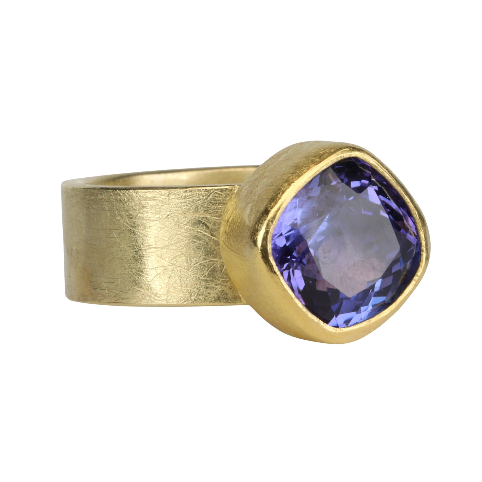 22K &amp; 18K Indigo Colored Tanzanite Ring - Peridot Fine Jewelry - Petra Class
