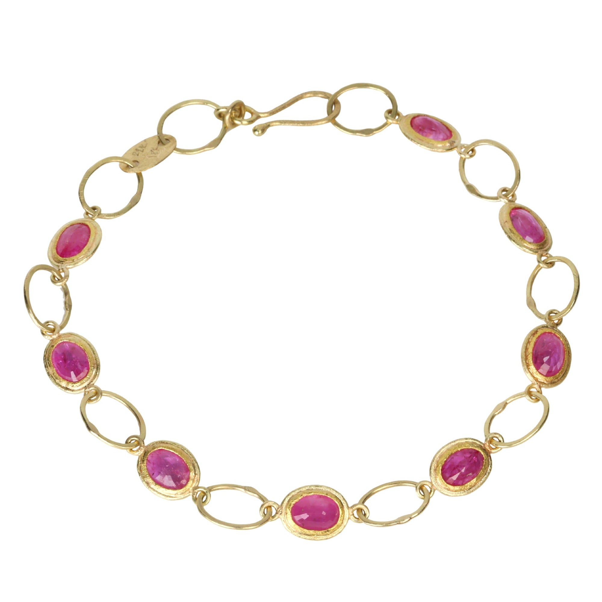 22K Gold Handmade Oval Link Bracelet with Bezel-Set Oval Rubies - Peridot Fine Jewelry - Petra Class