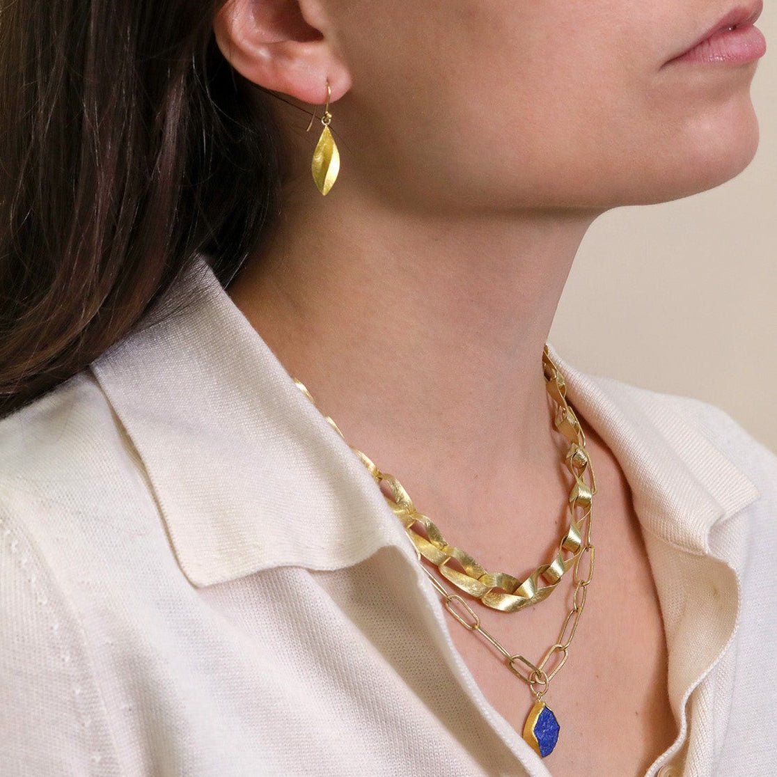 22K Gold Small "Twist" Earrings - Peridot Fine Jewelry - Petra Class