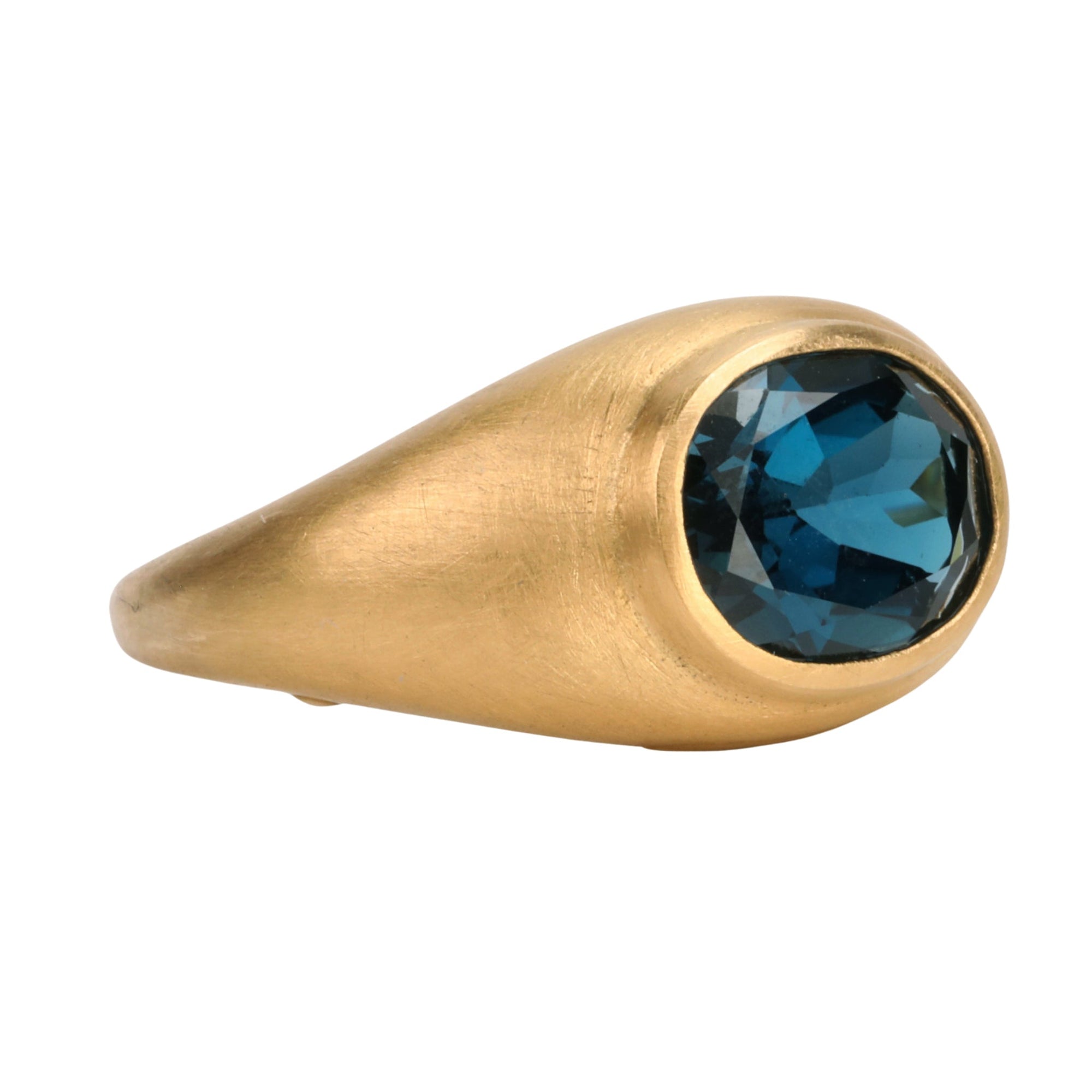 22K Tapered Domed Ring with East/West Oval London Blue Topaz - Peridot Fine Jewelry - Rosanne Pugliese