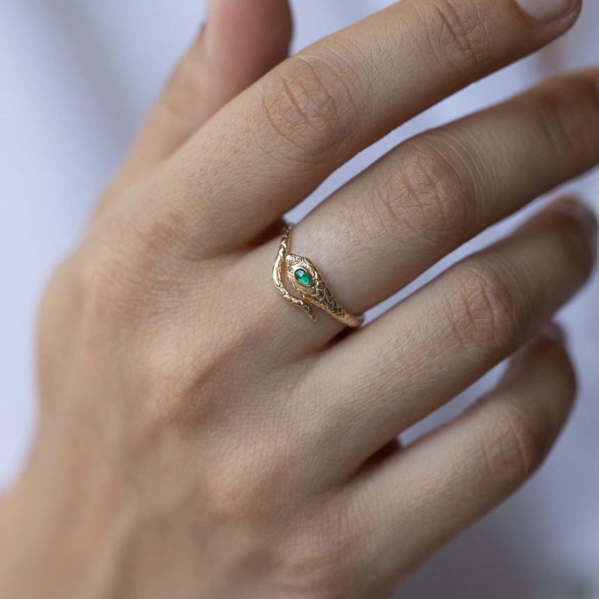 Gold Engraved &quot;Cobra&quot; Ring with Emerald &amp; Diamond Details - Peridot Fine Jewelry - Celine Daoust