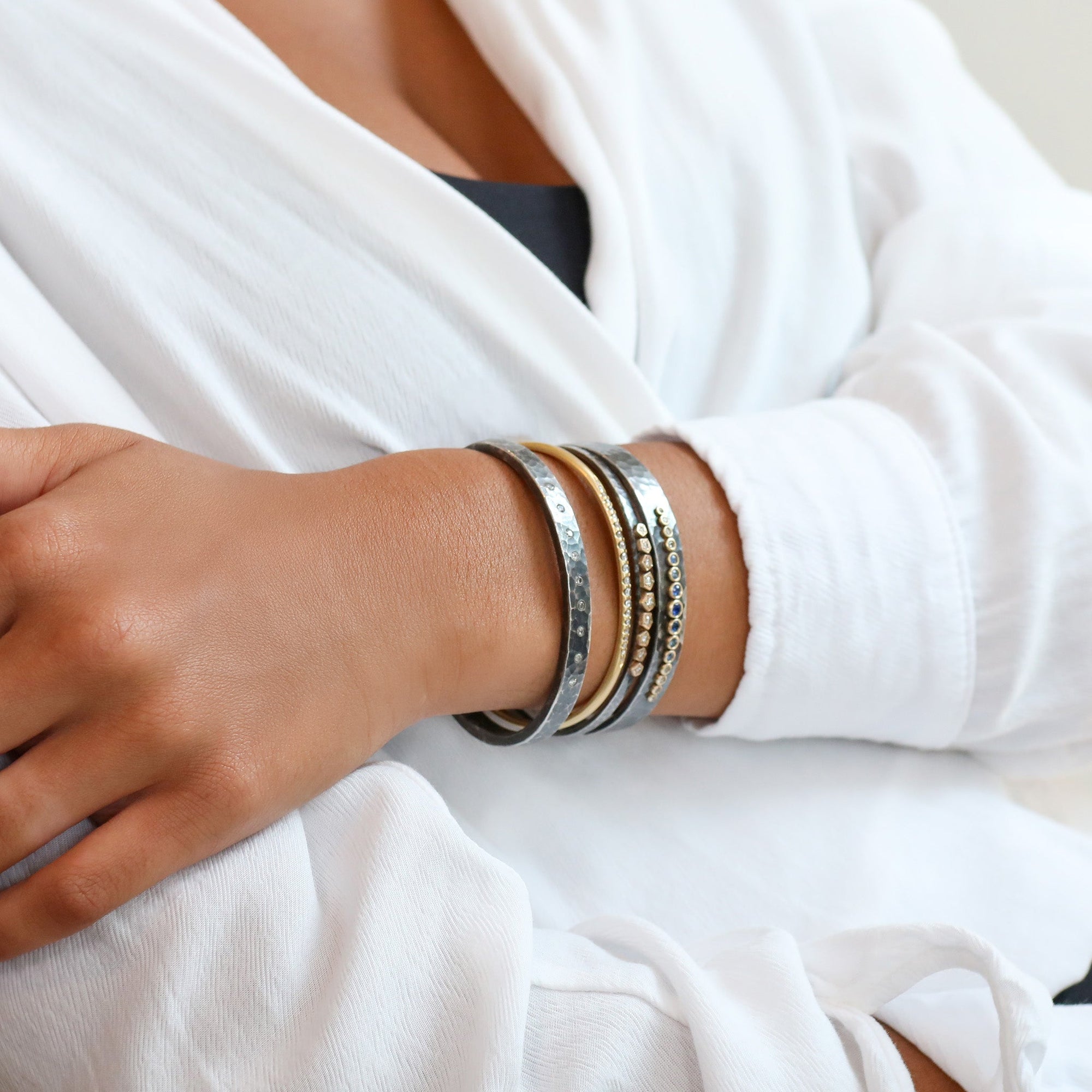 Hammered Blackened Silver Cuff with Ombre Blue Sapphires - Peridot Fine Jewelry - Trielle Fine Jewelry