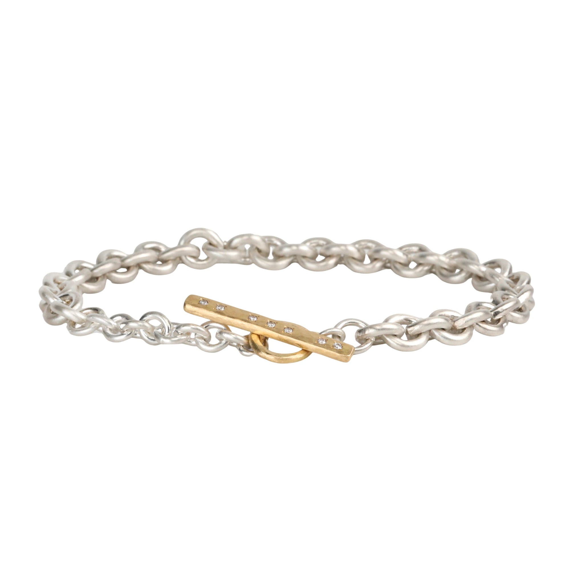 Sterling Silver Round Link Chain Bracelet with 18K Hammered Toggle Clasp &amp; Diamond Details - Peridot Fine Jewelry - Yasuko Azuma