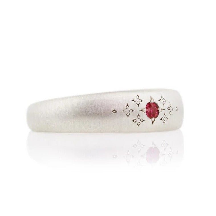 Tapered Silver Ring with Etched Ruby Center - Peridot Fine Jewelry - Trielle Fine Jewelry
