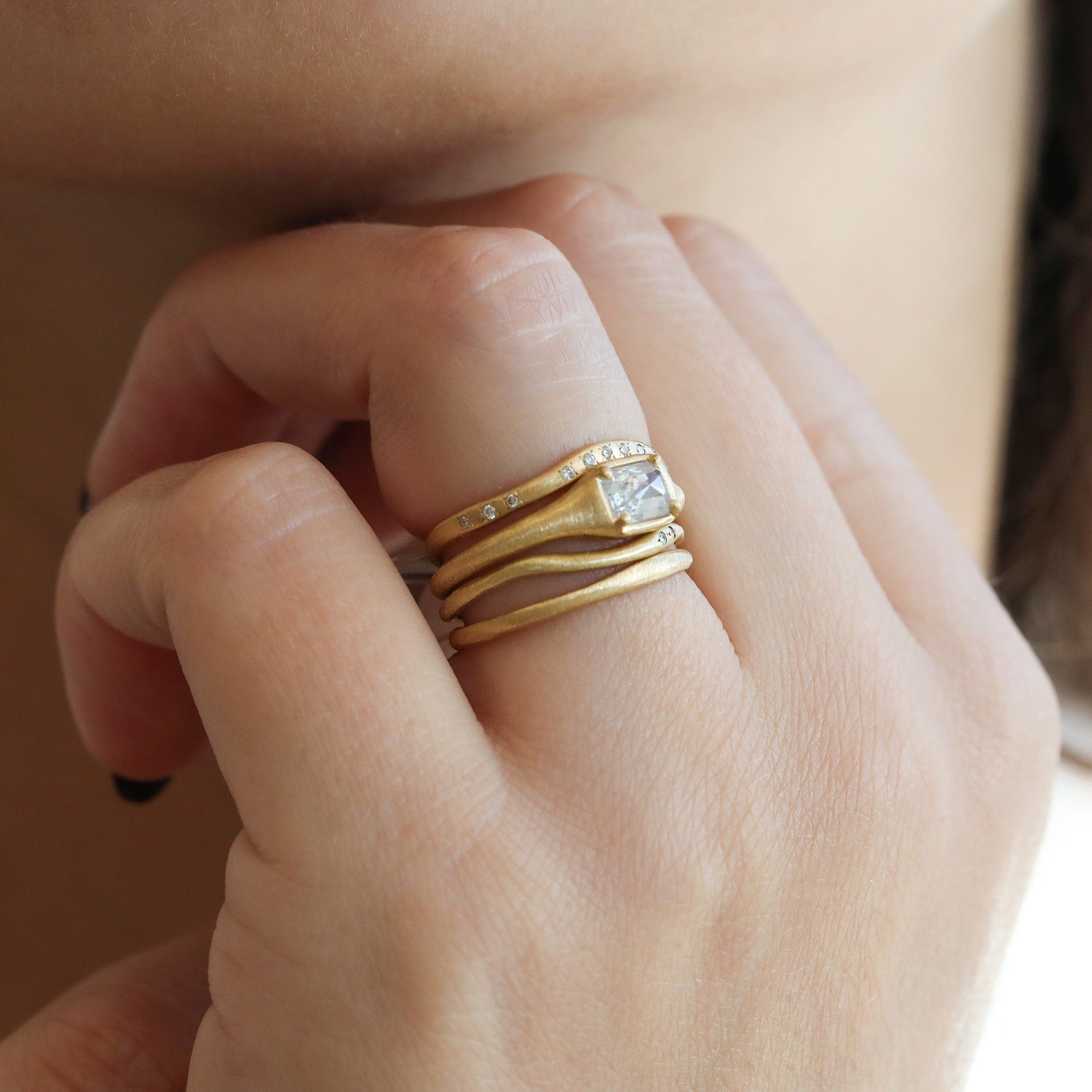 Yasuko Azuma 18K Gold "Curve" Band with Diamonds