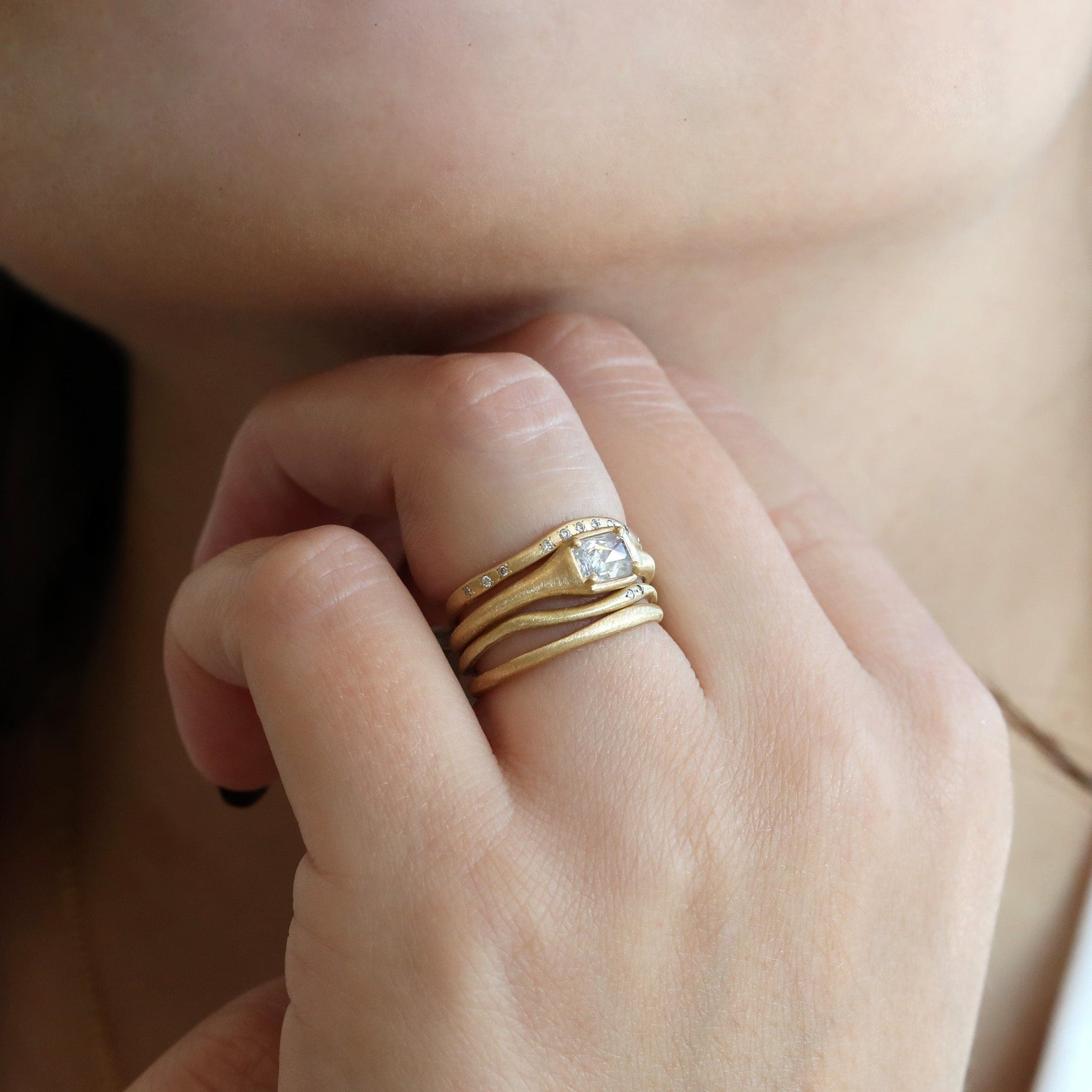 Yasuko Azuma 18K Gold "Curve" Band with Diamonds