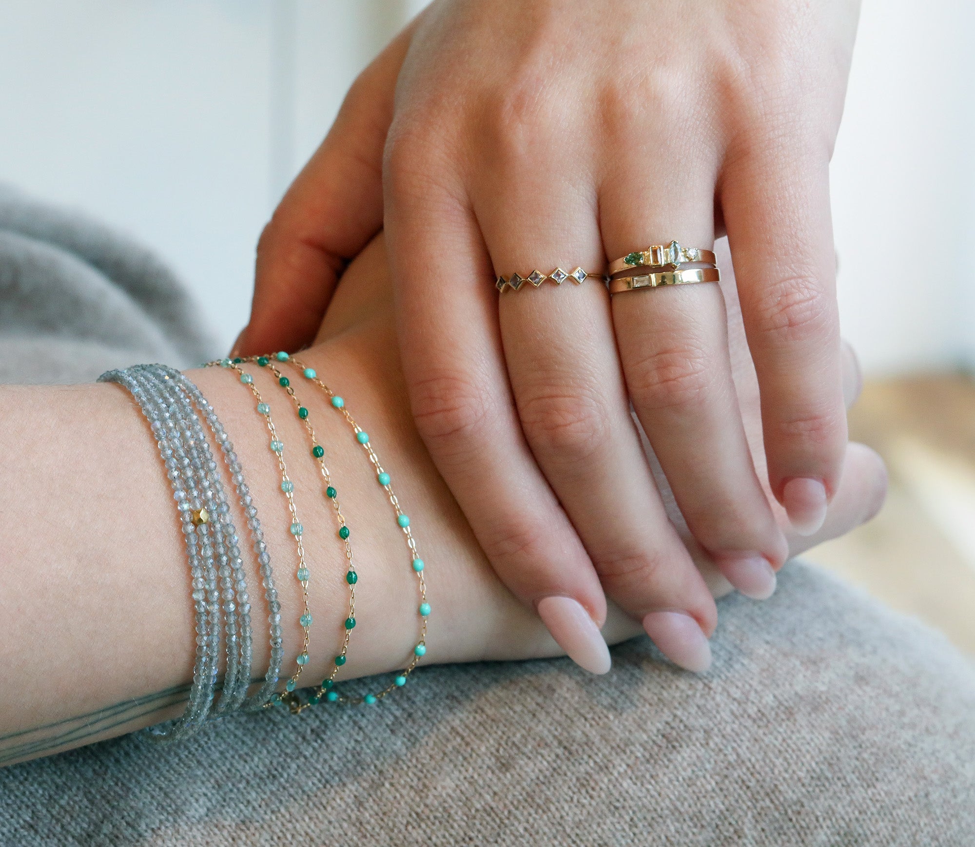 18K Gold &amp; Emerald Resin &quot;Classic&quot; Bracelet - Peridot Fine Jewelry - Gigi Clozeau