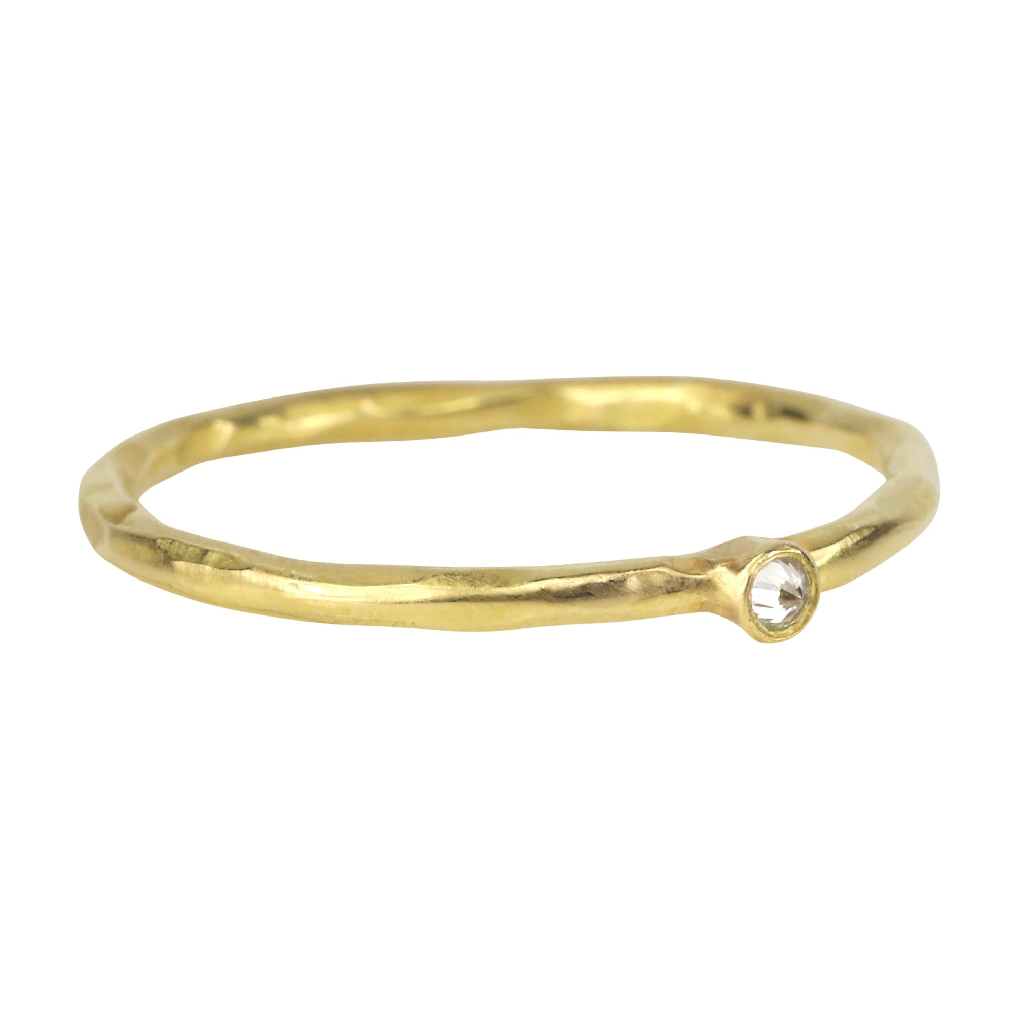 Kothari 18K Gold Hammered Stacking Ring with Round Inverted White Diamond