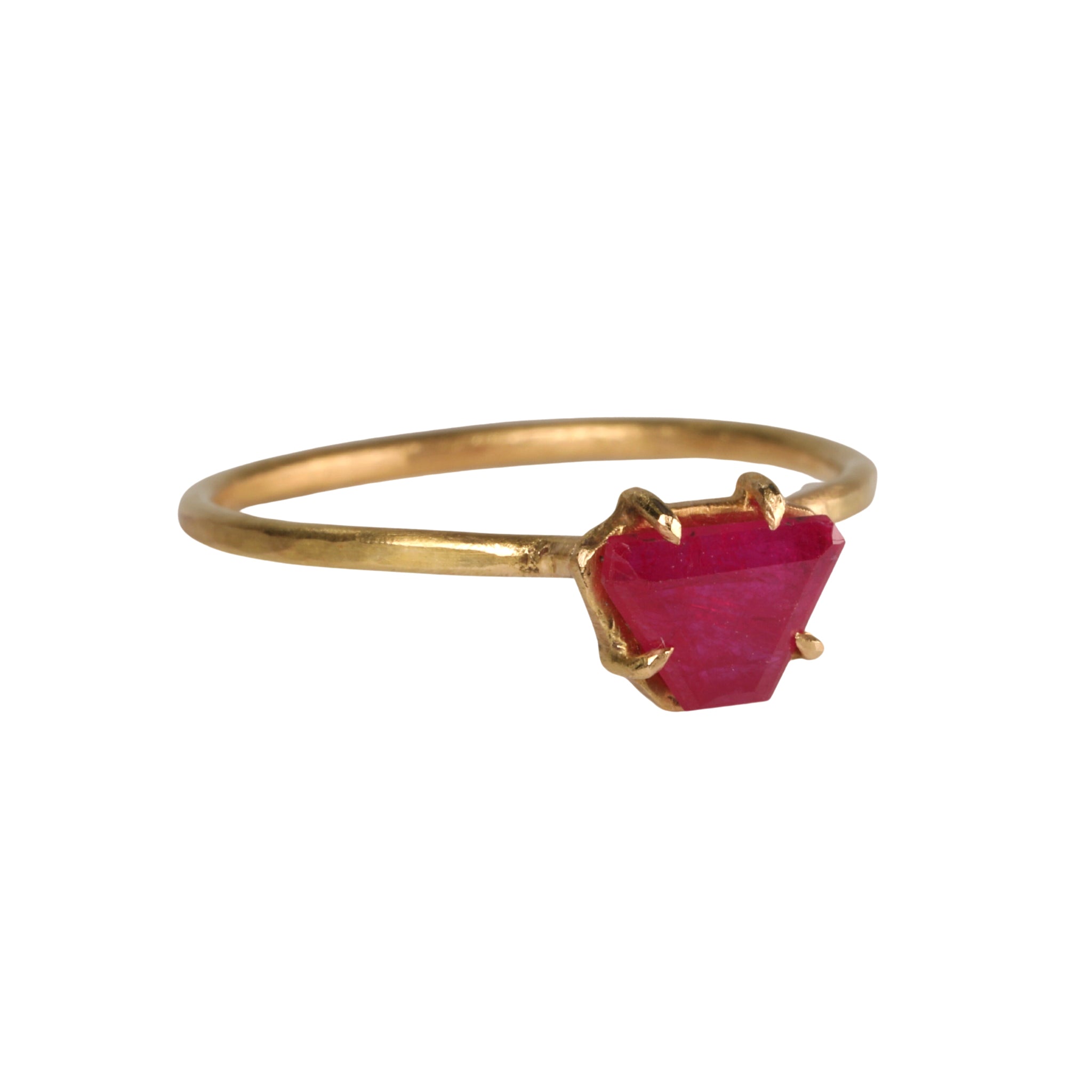 18K Gold Prong-Set Ruby Slice &quot;Mini Gem&quot; Ring - Peridot Fine Jewelry - Rosanne Pugliese