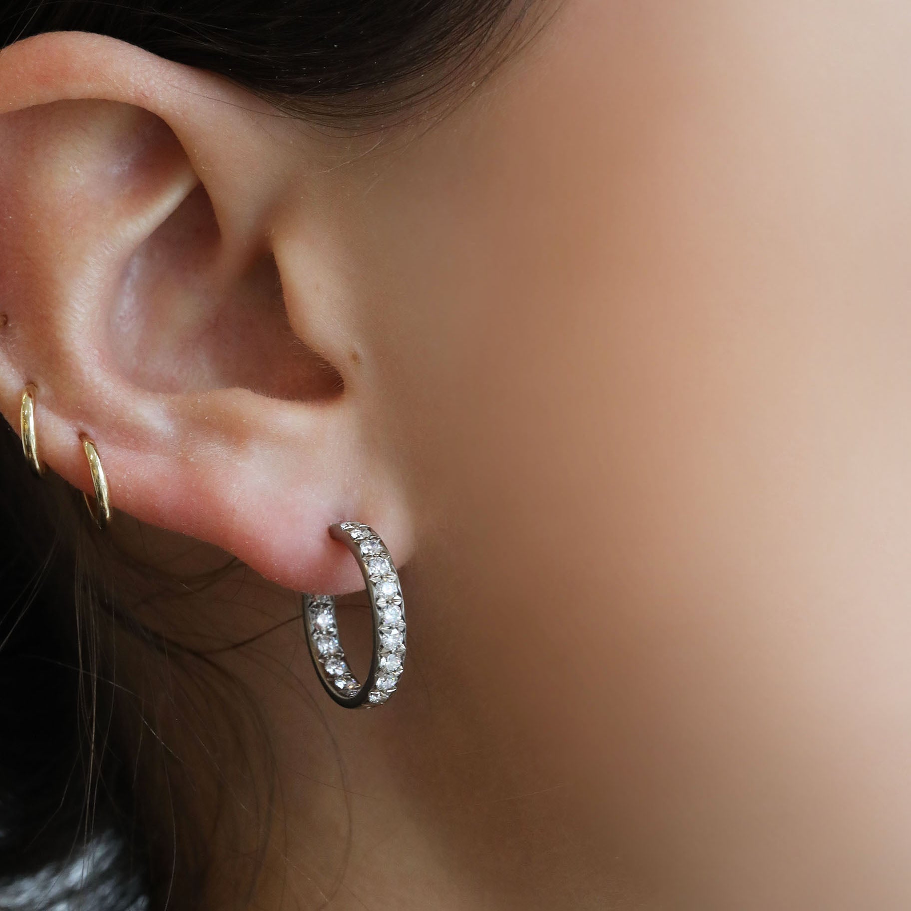 18K White Gold &amp; Pave Diamond Hoop Earrings - Peridot Fine Jewelry - Caroline Ellen