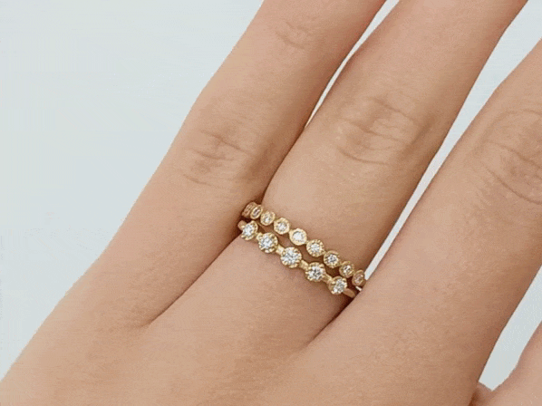 Yasuko Azuma 18K Yellow Gold Ring With Five Prong-Set Diamonds