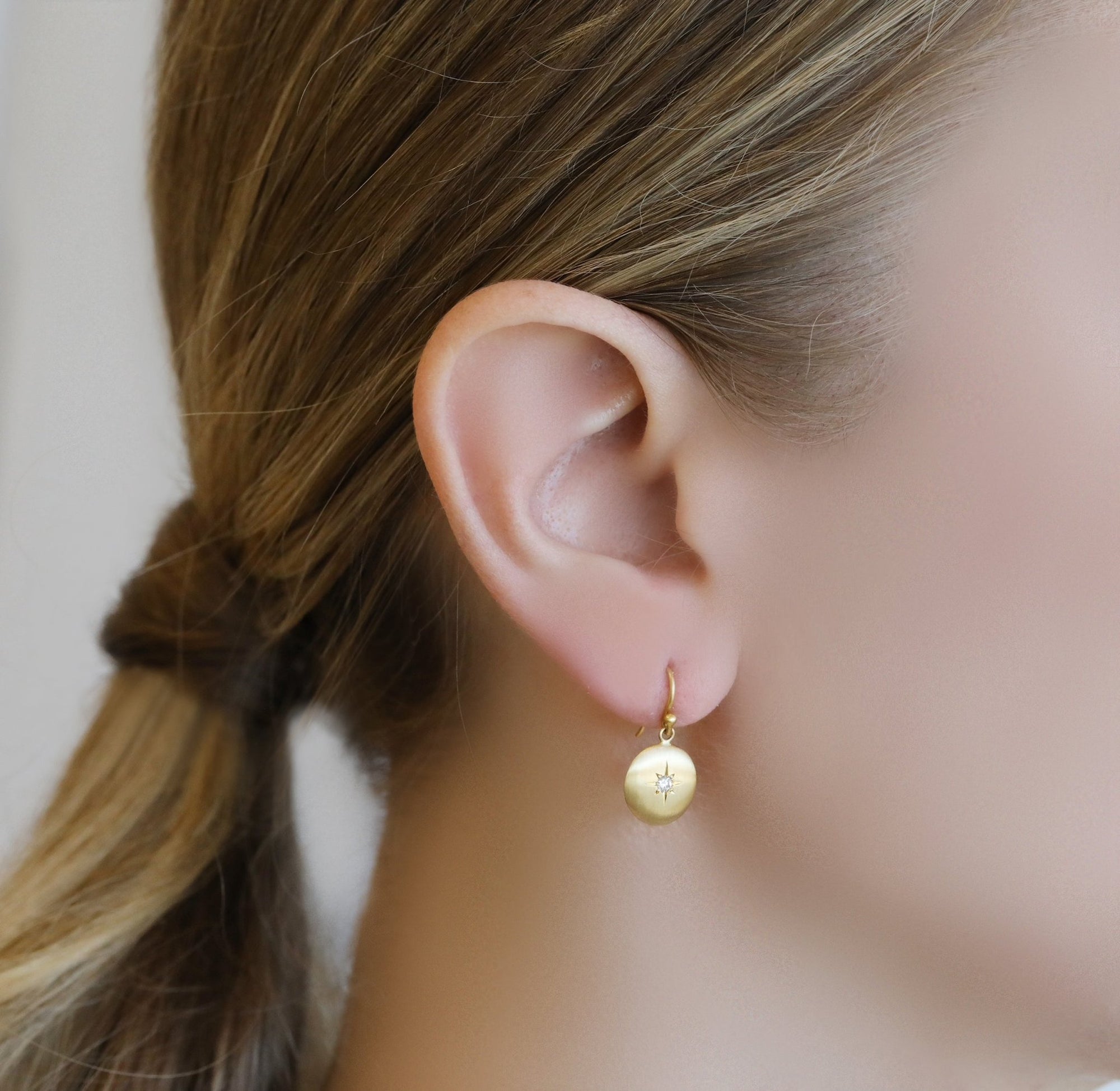 20K Gold and Diamond Medium "Hollow Lentil" Earrings - Peridot Fine Jewelry - Caroline Ellen
