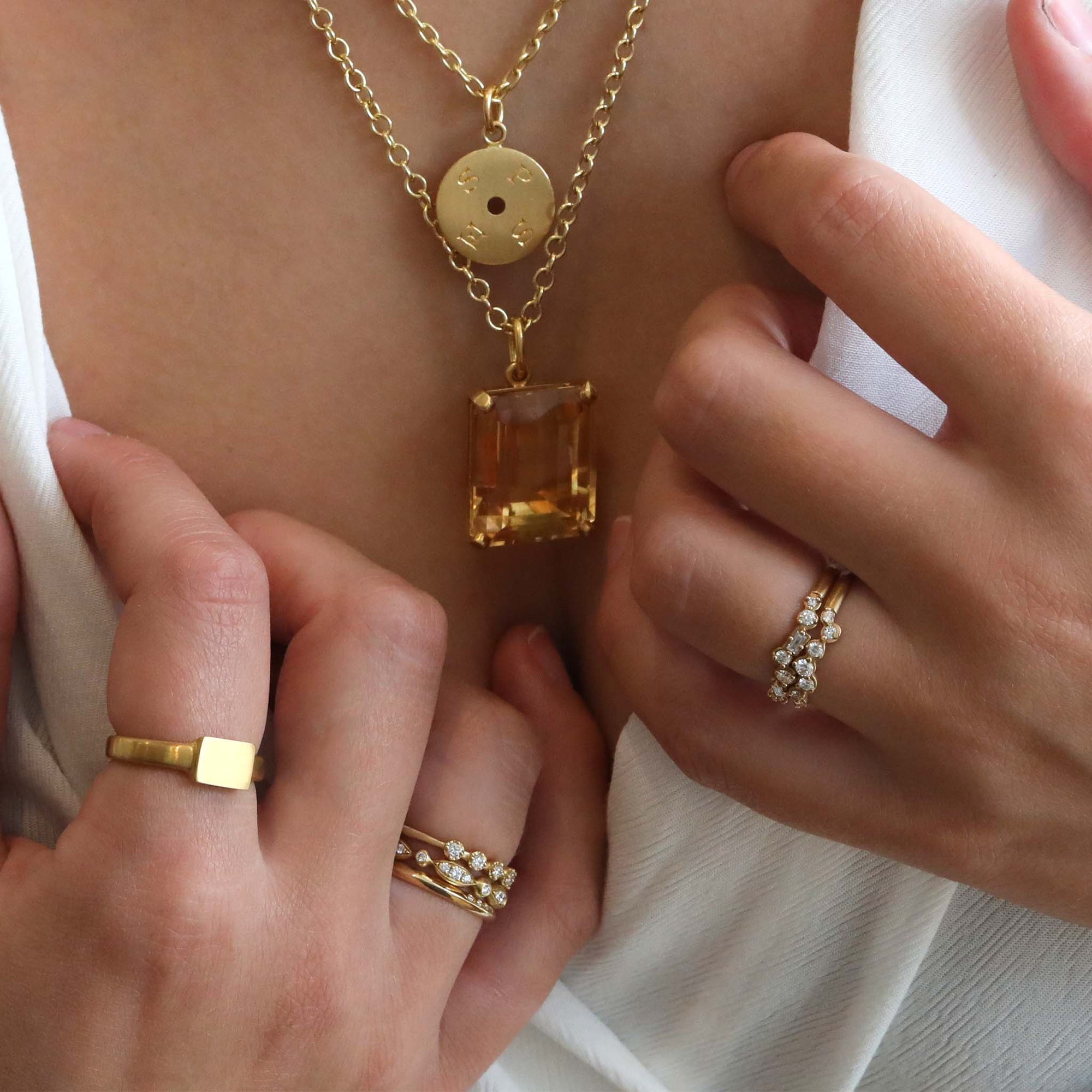 Caroline Ellen 20K Gold Rectangular Signet Ring