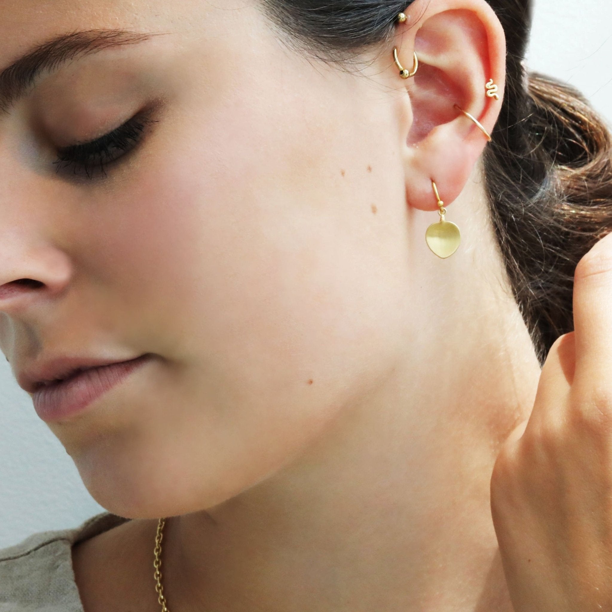 Caroline Ellen 20 Karat Gold &quot;Small Leaf&quot; Earrings
