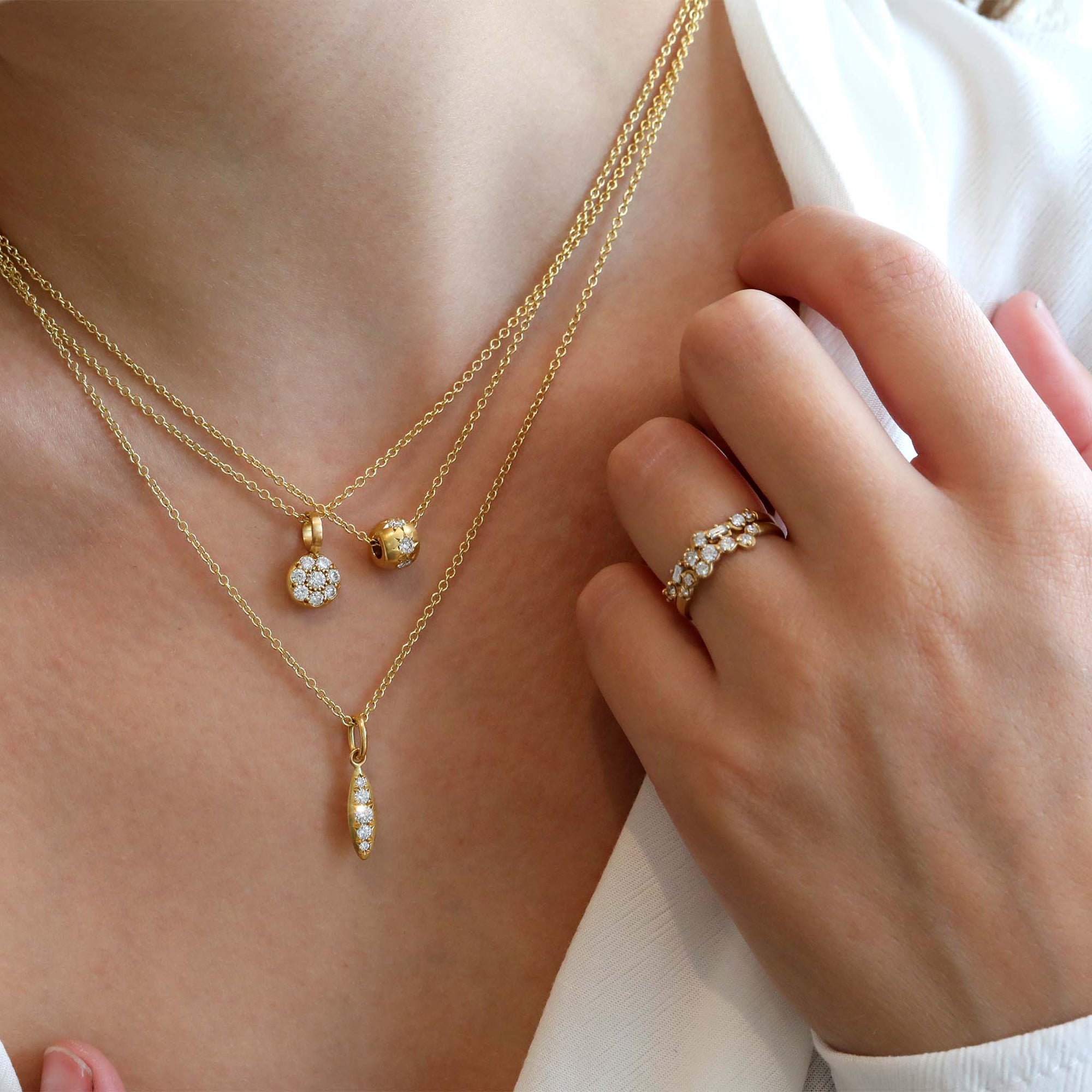 Caroline Ellen 20K Gold Wide Star-Set Diamond Rondelle Necklace
