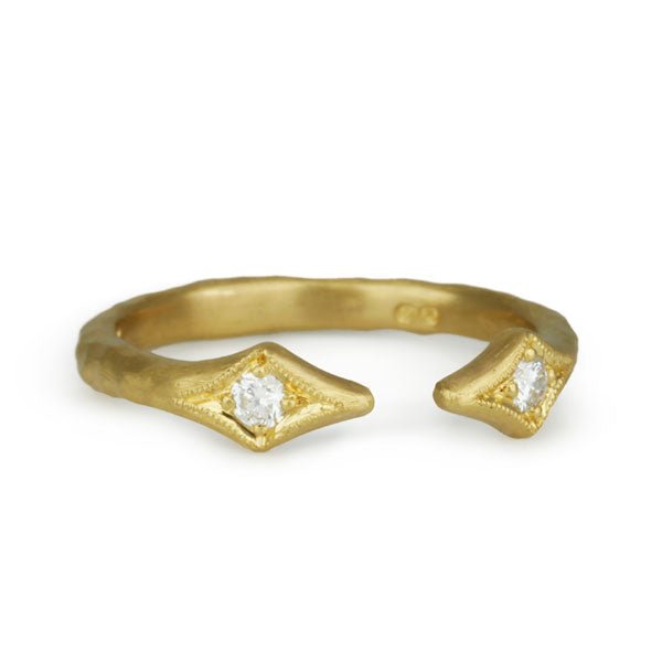 22K Gold and Diamond &quot;Double Arrow&quot; Ring