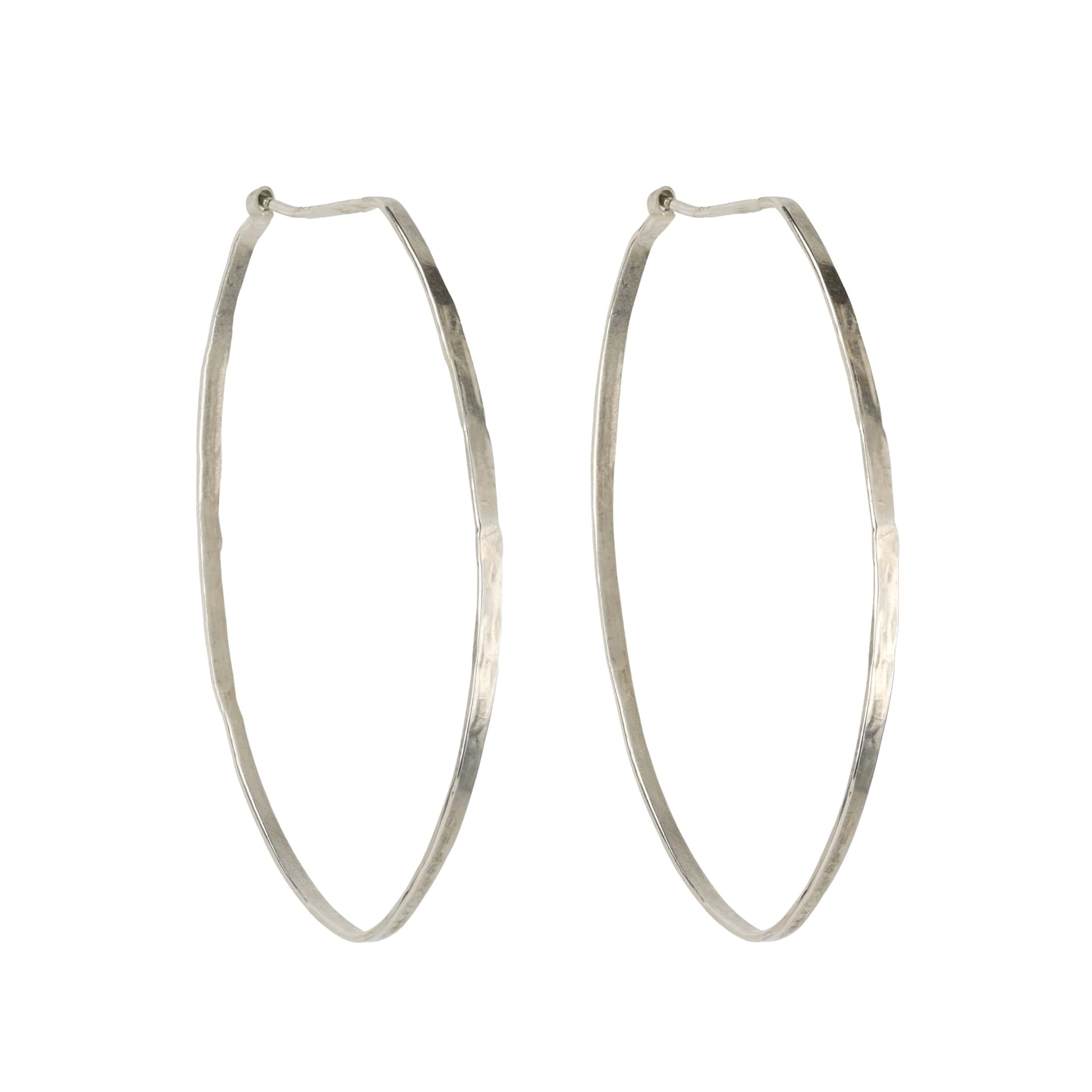 &quot;Elsa&quot; Sterling Silver Hammered Oval Hoop Earrings - Peridot Fine Jewelry - Sarah Macfadden